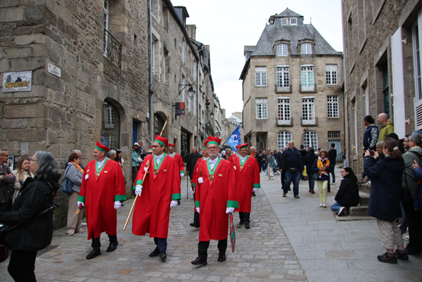 Dinan1